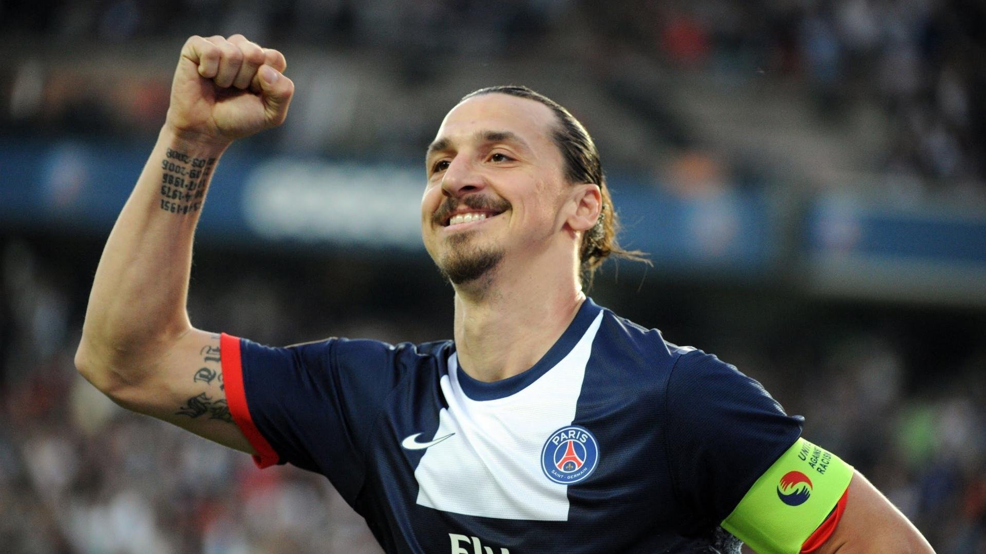 足球纪录片获奖展示中国球员奋斗历程，中国足球 纪录片